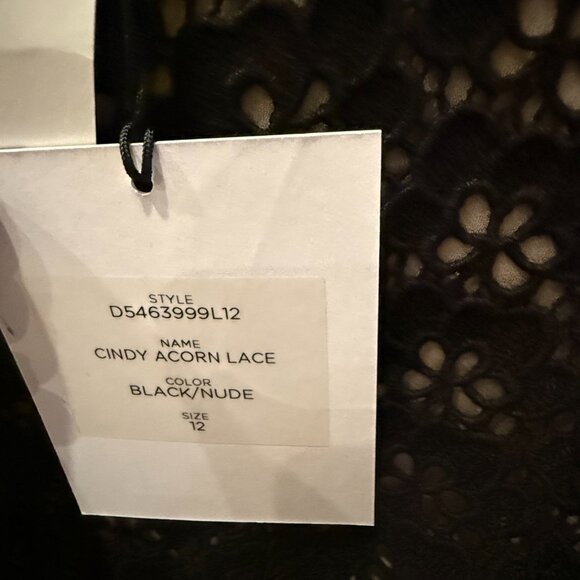 Diane von Furstenberg Cindy Acorn Lace Dress in Black, SZ 12 - Picture 4 of 7